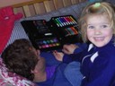 Nadïa trots op de kleuren potloden, feb. 2006